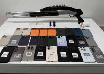 Akşehir’de 1 milyon liralık kaçak telefon operasyonu
