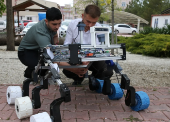 Selçuk Üniversitesi’nden otonom keşif aracı