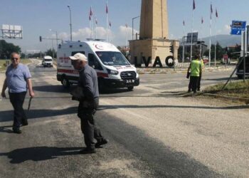 Afyon-Konya karayolunda trafik kazası: 1 yaralı