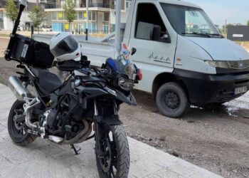 Aksaray-Konya yolunda sahte plakalı kamyonet yakalandı