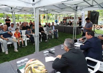 Karatay’da vatandaşlar taleplerini doğrudan iletti