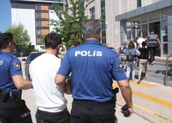 Konya’da sahte altın operasyonu: 5 şüpheli adliyeye sevk edildi