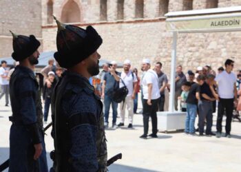 Konya’da Selçuklu mirası nöbetle yaşatılıyor