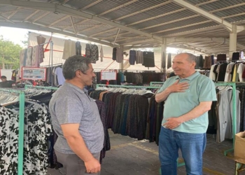 Aydın pazar esnafının taleplerini dinledi