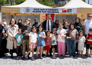 Konya’da Filistinli çocuklara sağlık taraması ve destek etkinliği