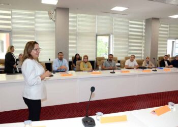 NEÜ Tıp Fakültesi’nde öğretim üyelerine PDÖ kursu düzenlendi