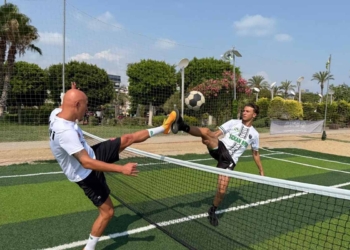 Akşehir’den gelen Futnetçiler Alanya’da mücadele verecek