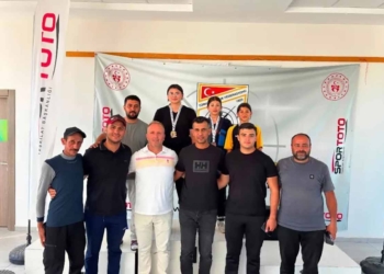 Konya’daki şampiyonada Sivaslı sporcular kürsüye çıktı