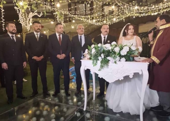 MHP Konya teşkilatı Kutalmış Erdoğan ve Ebru çiftinin mutluluğuna ortak oldu