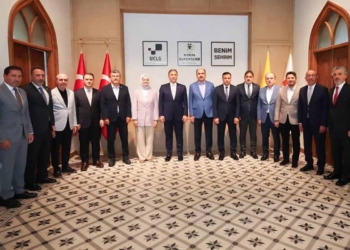 Sırakaya’dan Başkan Altay’a ziyaret