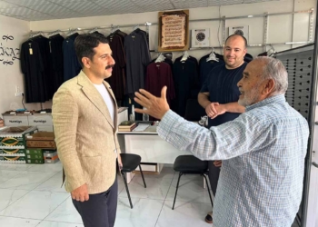 Şenol Öztürk esnafı ziyaret etti