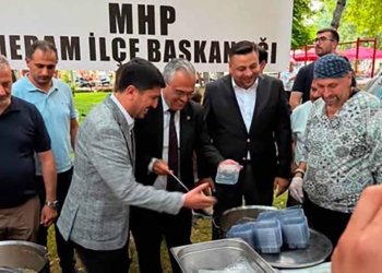MHP Konya teşkilatı Meram’da aşure programında buluştu