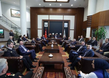 Karatay’ın yatırım ve hizmetleri Bakan Çiftçi’ye sunuldu