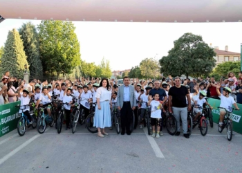 Karatay’da bisiklet şöleni: Dereceye girenler ödüllendirildi