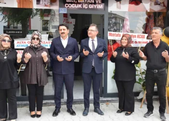 Karapınar’da yeni giyim mağazası hizmete açıldı