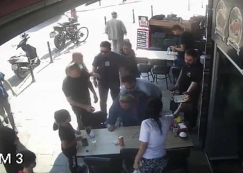 Konya’da döner yerken nefessiz kalan kadını polis kurtardı