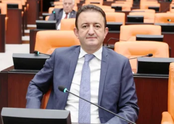 Bektaş’tan 30 Ağustos mesajı: “Bağımsızlık ve millet egemenliğine bağlıyız”