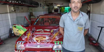 Konya’da çizgi film karakteri gerçeğe dönüştü: Şimşek McQueen yollarda