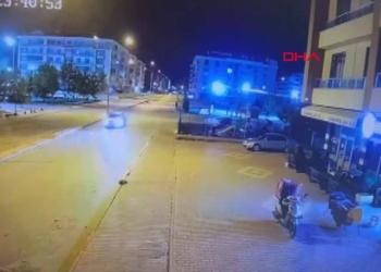 Konya’da iki sürücü ters yönde ilerledi, o anlar kamerada
