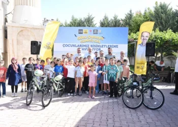 Meram, Karatay ve Selçuklu’daki üç camide çocuklar bisikletlerine kavuştu