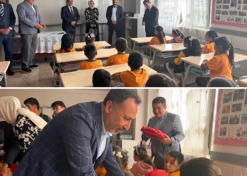 Özer, öğrencilerle bir araya geldi
