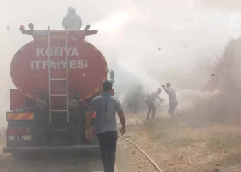Akşehir’de kamış deposunda çıkan yangın korkuttu