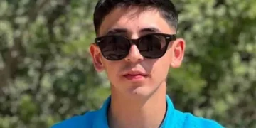 Beyşehir’de kontrolden çıkan otomobil ağaca çarptı: 20 yaşındaki genç öldü