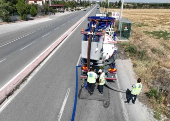 KOSKİ’den Meram’da altyapı temizliği