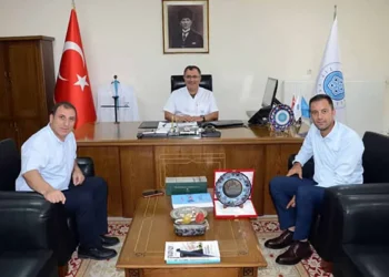 Konya Haberleşme Cihazı, Saat ve Gözlükçüler Odası’ndan NEÜ Tıp Fakültesine ziyaret