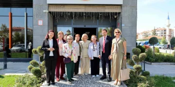 Konya’da Alzheimer hastaları ve yakınları için anlamlı buluşma