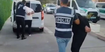 Konya’da polis ve savcı kılığına giren dolandırıcılar Bolu’da yakalandı