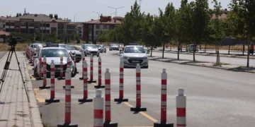 Konya’da sürücü kurslarından serbest güzergah uygulamasına destek