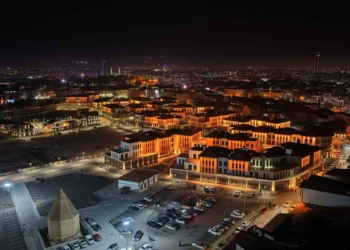 Suriçi Çarşısı yatırımcılarını bekliyor: Satış ofisi hizmete başladı