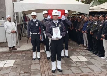 Şanlıurfa’da kalp krizi geçiren başkomiser, memleketi Konya’da toprağa verildi