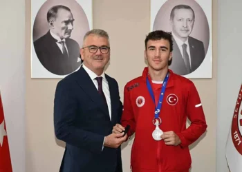 Seydişehir’in gururu Gürkan Uğur Yıldız’dan dünya ikinciliği