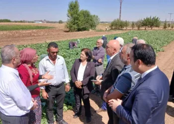 YENİ Parti’den Akşehir’de çiftçi ziyareti
