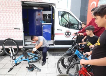 Konya’da TOKİ Konutlarında bisiklet tamiri ücretsiz