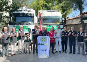Konya’dan Suriye’ye toplu düğün yardımı taşıyan 3 tır gönderildi