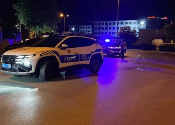 Selçuklu’da cadde ortasında bıçaklı kavga: 1 yaralı