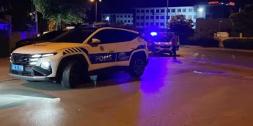 Selçuklu’da cadde ortasında bıçaklı kavga: 1 yaralı