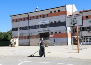 Selçuklu’da okullar 2026-2027 eğitim yılı öncesi bakımdan geçirildi