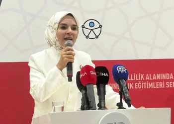 830 milyon liralık fon iddiası: Göktaş’tan “Babam Konya nüfusuna kayıtlı” açıklaması