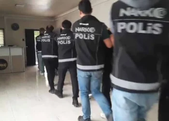 Konya’da narkotik operasyonunda 105 bin sentetik ecza ele geçirildi