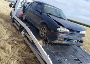Kulu’da otomobil şarampole devrildi 2 kişi yaralandı