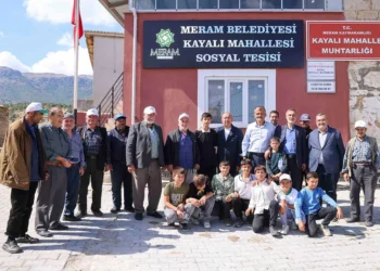 Meram’da mahalle ziyaretleri sürüyor: Kavuş talepleri yerinde dinledi