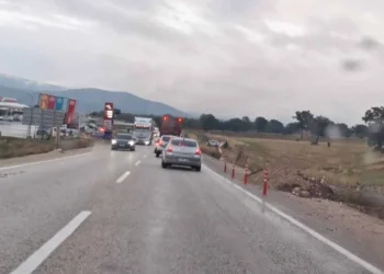 Beyşehir-Antalya yolunda iki ayrı kaza: 6 kişi yaralandı