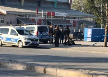 Ereğli’de 60 yaşındaki adam kaldırımda ölü bulundu