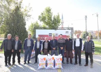 Konya’da üreticiye 5 yılda 1,2 milyon kilo Macar fiği desteği